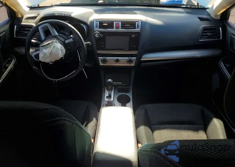 2017 Subaru Outback 2.5I Premium из США, поврежденный, VIN 4S4BSACCXH3339997